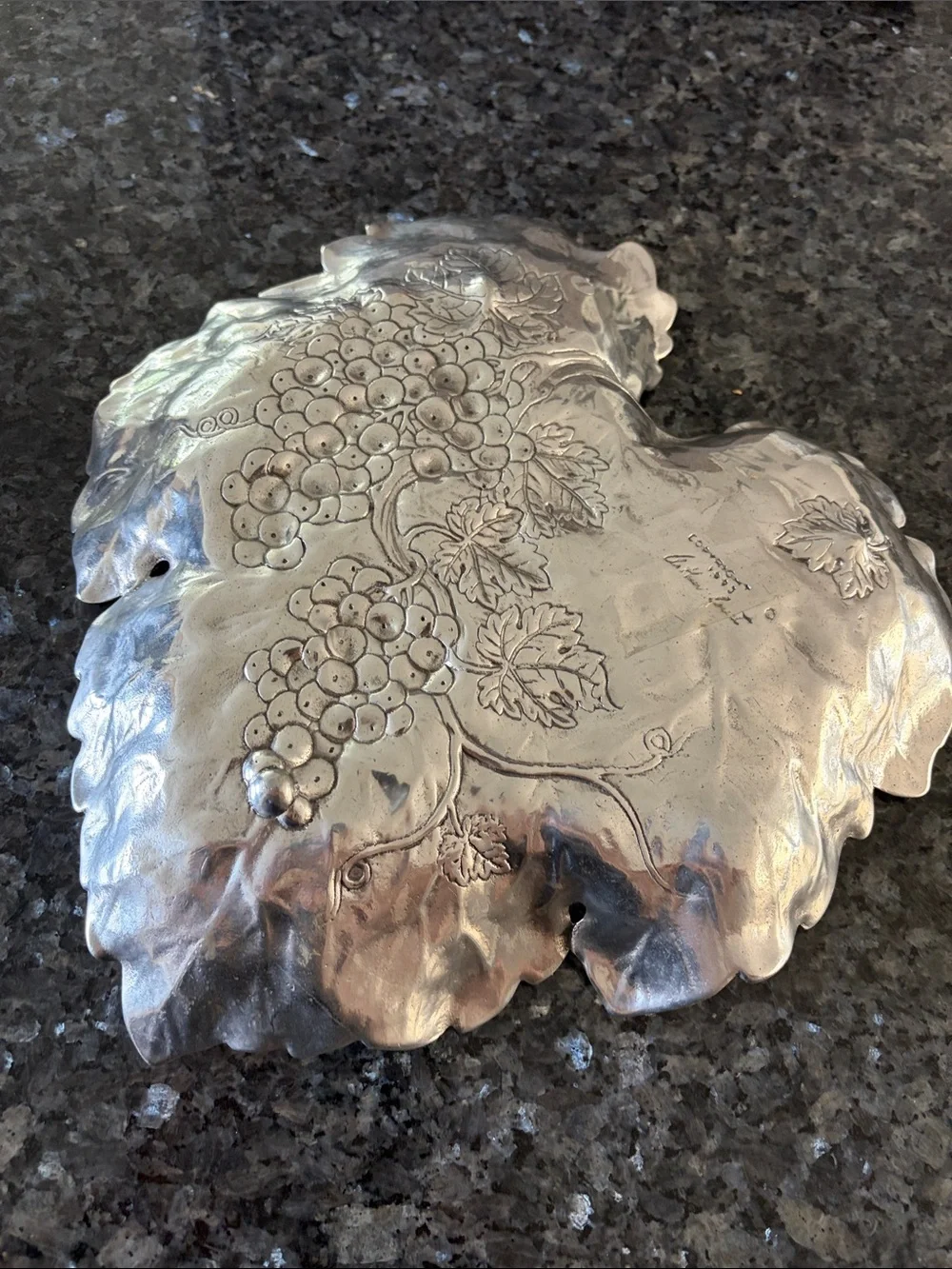Arthur Court Sand Cast Aluminum Platter Grape Leaf Pattern Vintage 1993